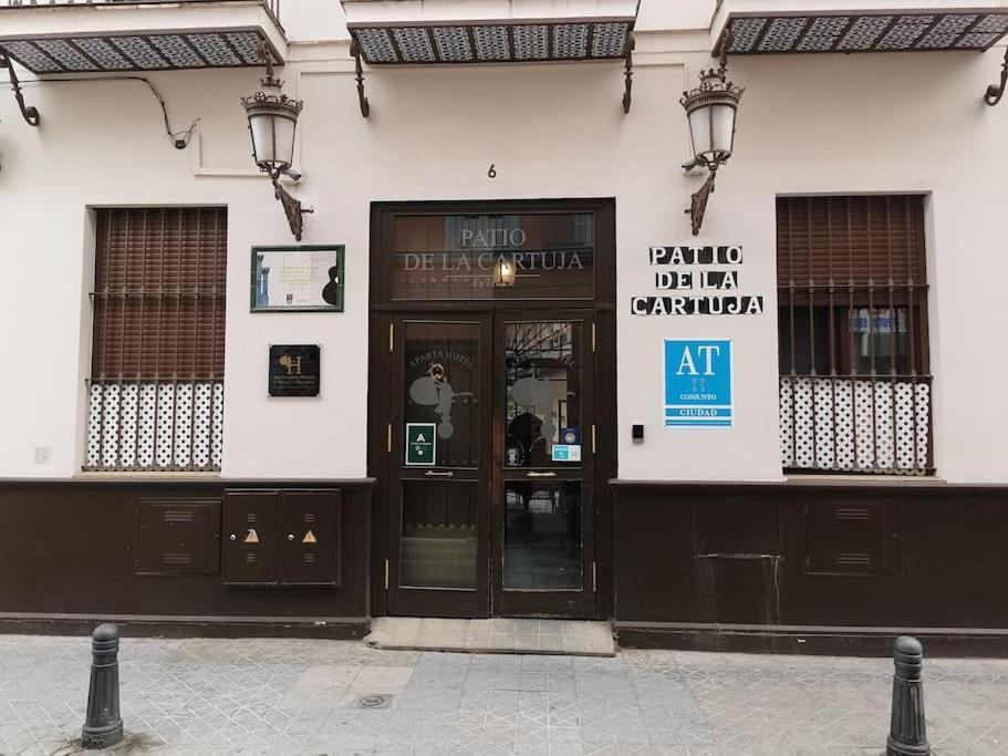 Apartamento Con Encanto En Patio Sevillano Ngoại thất bức ảnh