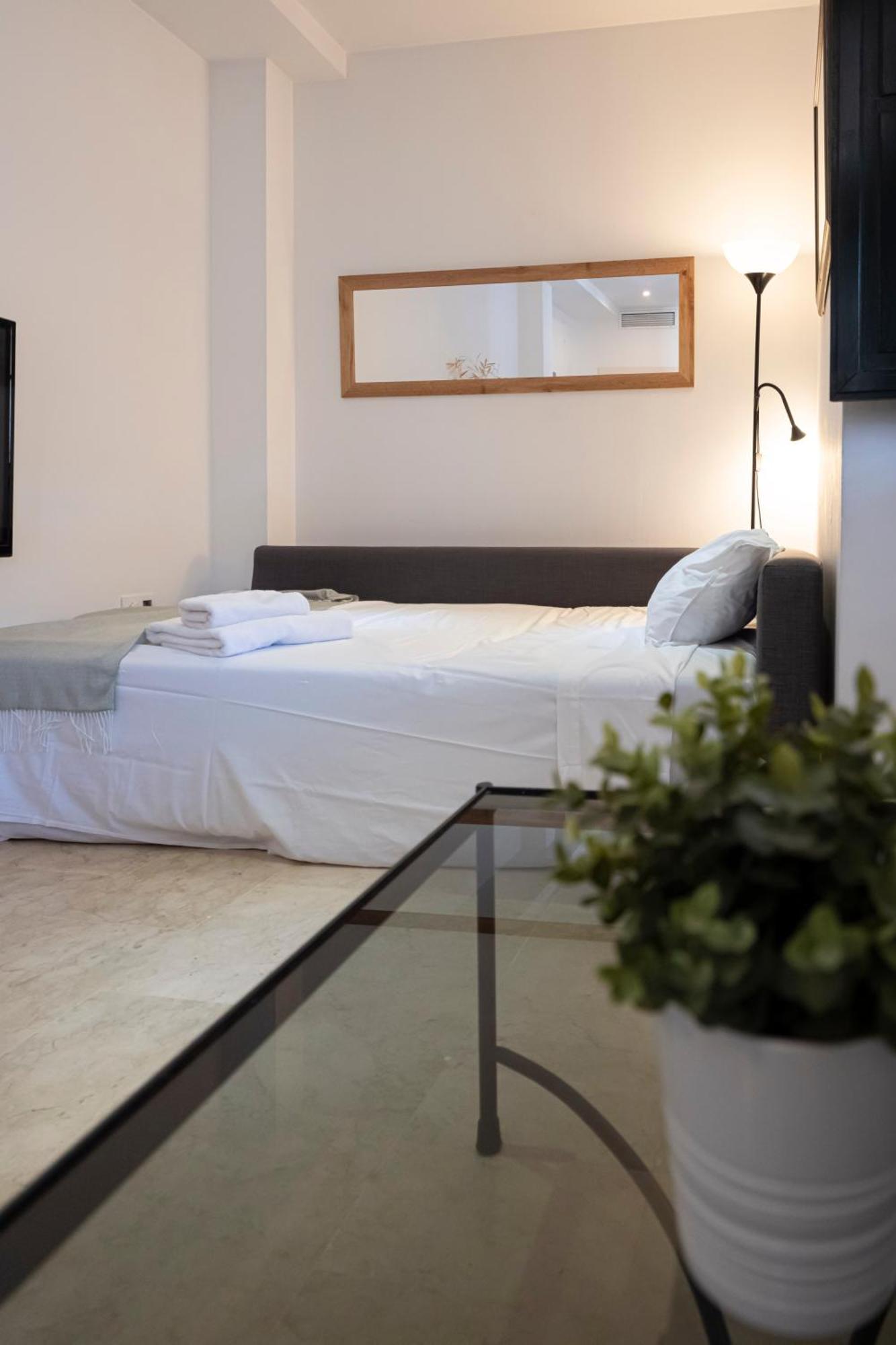 Apartamento Con Encanto En Patio Sevillano Ngoại thất bức ảnh